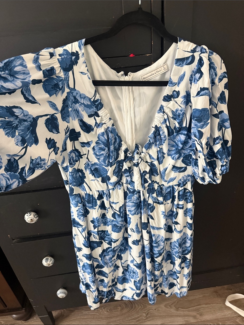 Abercrombie Blue Floral V-Neck Puff Sleeve Mini Dress - Picture 3 of 5
